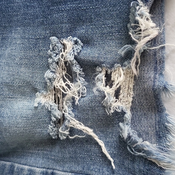 American Eagle Super Stretch Distressed Jean Denim Skirt, SZ 2 - Picture 2 of 10